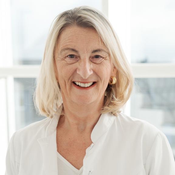 https://a.storyblok.com/f/74887/1198x1198/beef8b1cde/barbara-meyer-lehmann.jpg